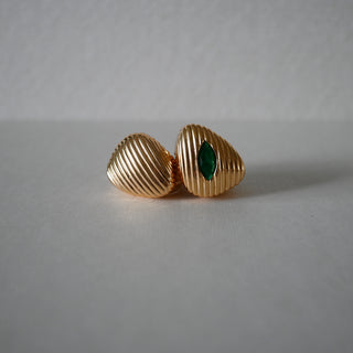 Bold Diagonal Ribbed Triangle Ring in Gold