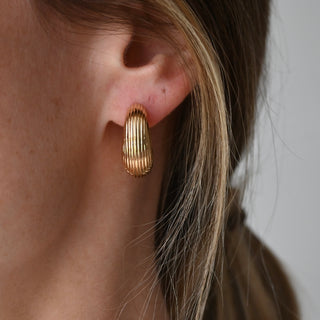 Round Ribbed Hoops in Gold