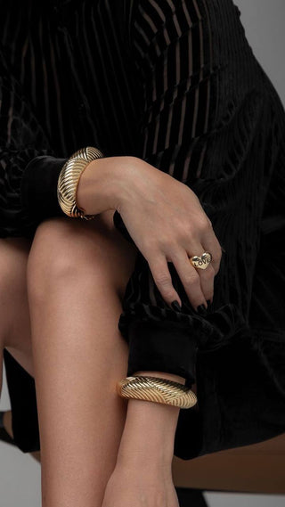 Sculpted Rib Cuff — Gold