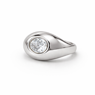 CERCLE II – Sculpted Oval Ring in Rhodium