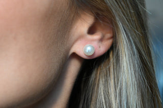 Pearl Studs