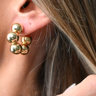 Sphere Hoops in Gold