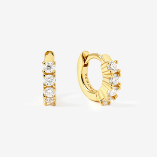 Mini Huggies Moissanite